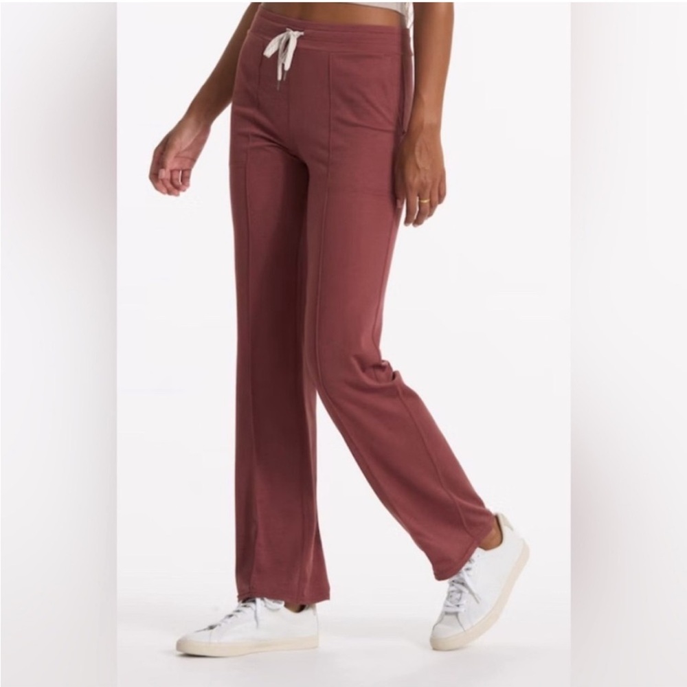 Vuori Halo Essential Straight Leg Rosewood